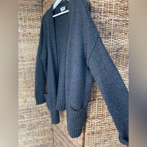 Gray L old navy knit oversized sweater